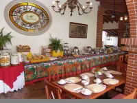 Hotel Vista Hermosa - breakfast