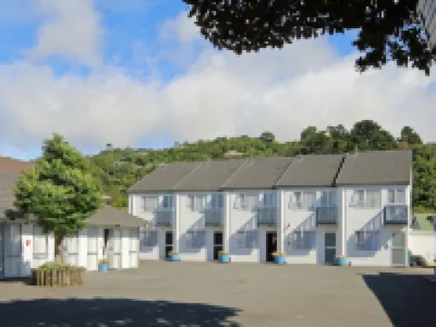 Midway Pacifica Lodge Hotels in Lower Hutt