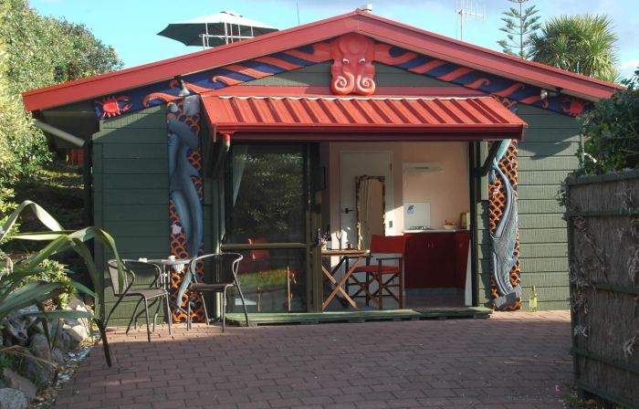 Moanarua Beach Cottage