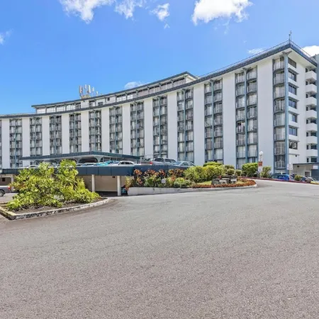 Amazing Ocean & Park Views -  Pool & AC
