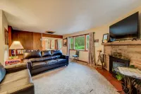 Cascade Mountain Stream Hotels in Green Mountain Falls