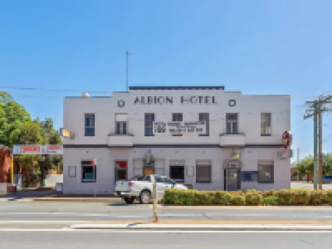 阿爾比恩酒店-芬利汽車旅館 芬利酒店