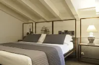 Terrazzani Suite فنادق في كوميزو