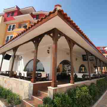 Menada Ravda Apartments Hotel Exterior