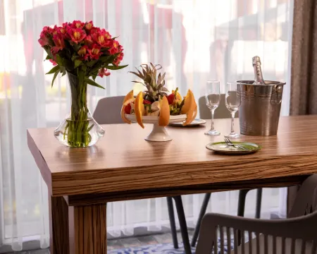 Garden Inn Resort Sevan Dining Photos