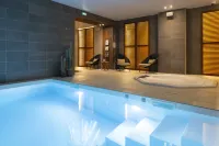 Hôtel & Spa Panorama 360 Mâcon Hôtels à : Replonges