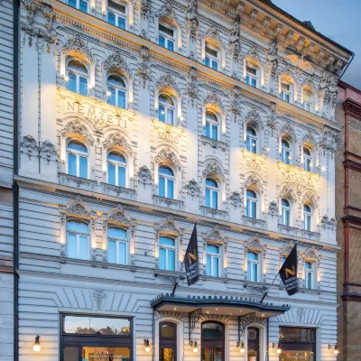 Hotel Nemzeti Budapest - MGallery Отели рядом с достопримечательностью «Железнодорожный вокзал Келети»