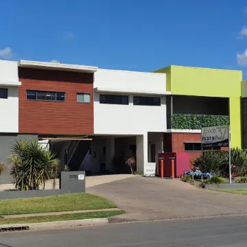 Abode37 Motel Emerald