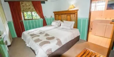 HoyoHoyo Koeltehuis Các khách sạn gần Umbali