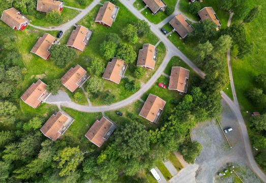 2. 마홀먼 스퇴구르..