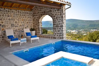 Villa Dub Hotels in 