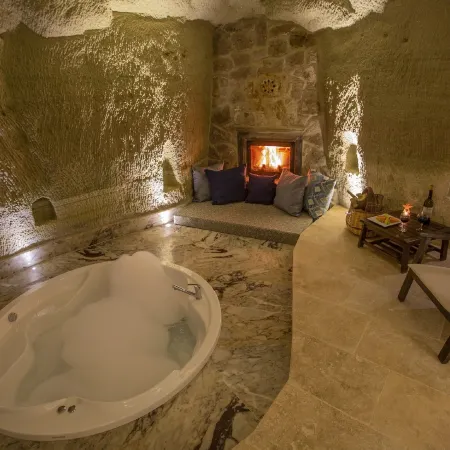 Azure Cave Suites - Cappadocia