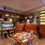 2122 Hotel Art Design - bar
