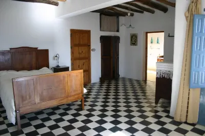 Las Chimeneas Hotels in Mairena