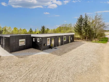 5 Star Holiday Home in Oster Assels