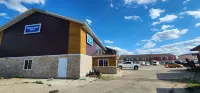Rodeway Inn Hotels in Вест-Фарго
