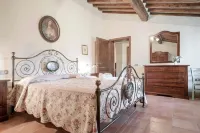 Azienda Agricola e Agriturismo Vallorsi Hotels in Terricciola