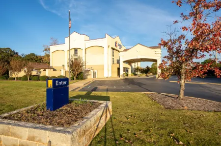 Comfort Inn Opelika - Auburn