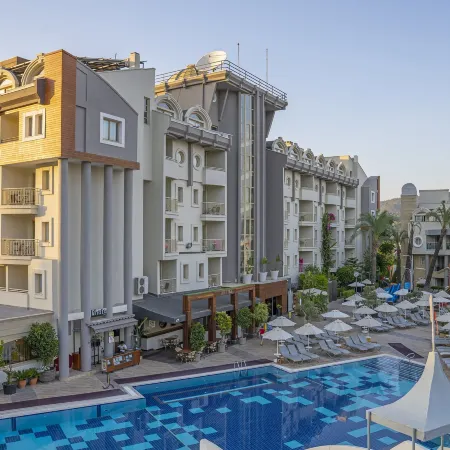 Grand Cettia Hotel