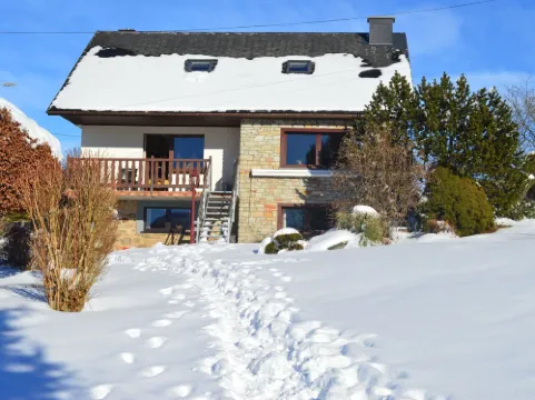 Ondenval Stay with Sauna