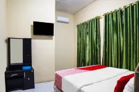OYO 92075 Sky Residence Mawar Hotels in Medan Johor