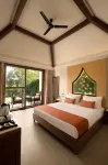 Whistling Woodzs Resort - parking