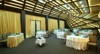 The Golden Crown Hotel & Spa, Colva Hotels in Majorda