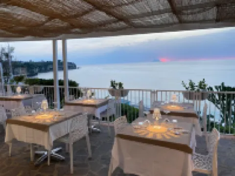 メディテラニアンブティックホテル