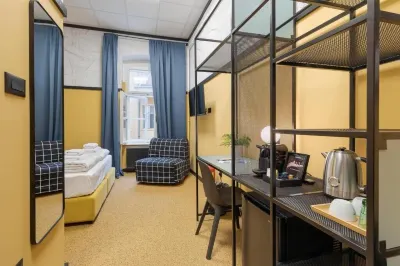 Stay Swanky Hostel Hotels in 