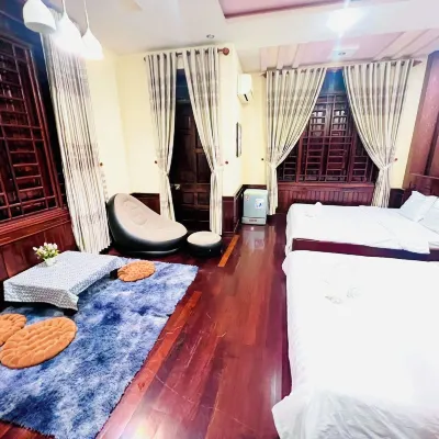 CANARY HOMESTAY Hotels near Central Hospital