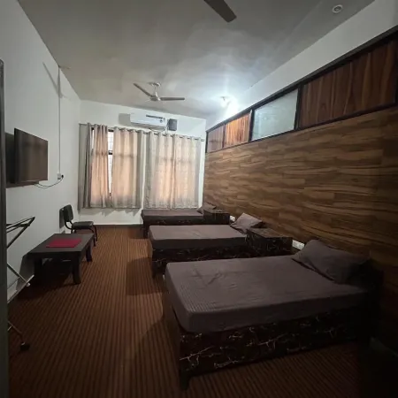 Aarogya Naturopathy Village Hotéis em Jind