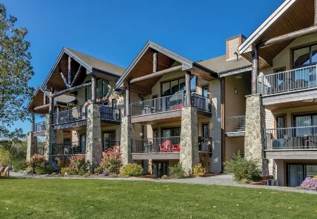 Slopeside Condo Отели рядом с достопримечательностью «Sommet Saint Sauveur»