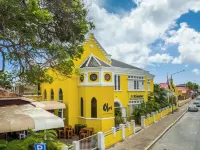 Boutique Hotel 't Klooster Hotels in Pietermaai