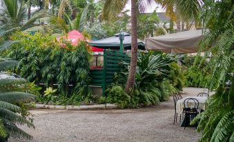 Manuela Residence