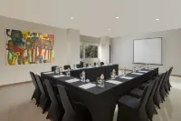 Yellow Star Ambarukmo Hotel Các khách sạn ở Sleman Regency