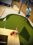 Completely renovated luxury home. Putt putt golf, bocce, etc.  Walk to downtown! - บังกะโล