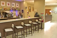 Holiday Inn Express CAMPO DE GIBRALTAR - BARRIOS by IHG - Quầy Bar