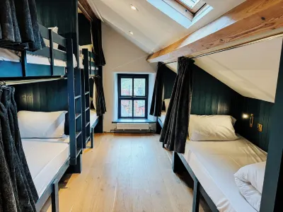 Base Camp Snowdonia, Gwersyll Cyntaf Eryri Hotels in 