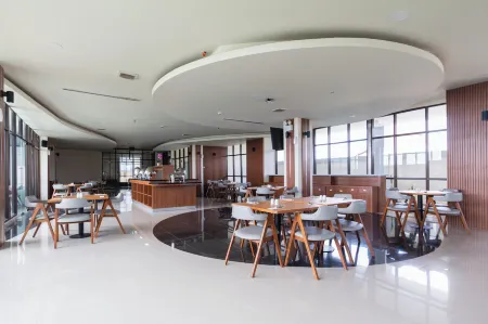 De Balen Soultan Hotel Отели в г. Ломбок