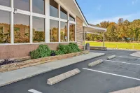 Traveler's Inn - Parkplatz