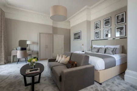 The Burlington Отели рядом с достопримечательностью «High Salvington Windmill»