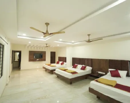 Arudra Residency Hotels near Karivena brahmana nityannadana satram