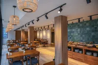 Landmark Hotel - 3-Star