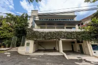 38Pax Flame of the Forest Retreat Villa KL by Verano