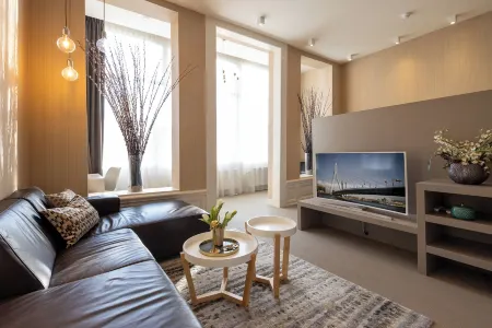 Maurits Apartments & Suites Отели рядом с достопримечательностью «KPN Telecom Building / Toren op Zuid»
