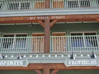 The Green Bridge Inn Hotels in Eagle County