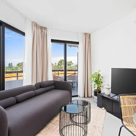 Finikoudes Marina View 201
