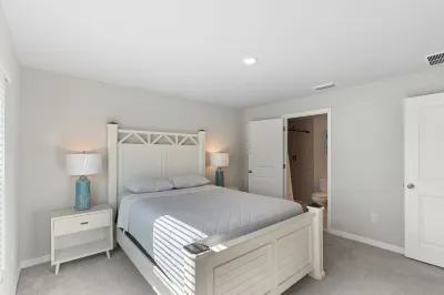 Entire New House with Office Space-WiFi, Near JetBlue Park & RSW Airport!