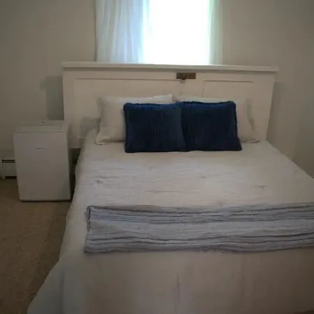 Charming 1-bedroom flat in lovely Corning Отели в г. Корнинг