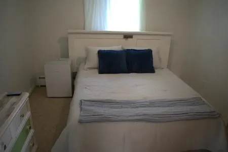 Charming 1-bedroom flat in lovely Corning Отели в г. Корнинг